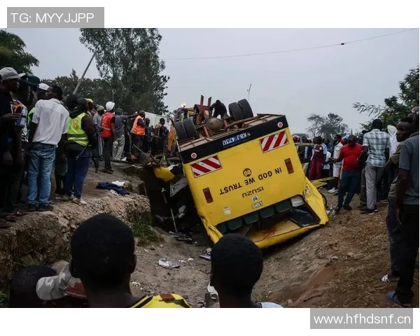 郑州辟谣地铁站附近并未发生车祸致8人死亡的事件
